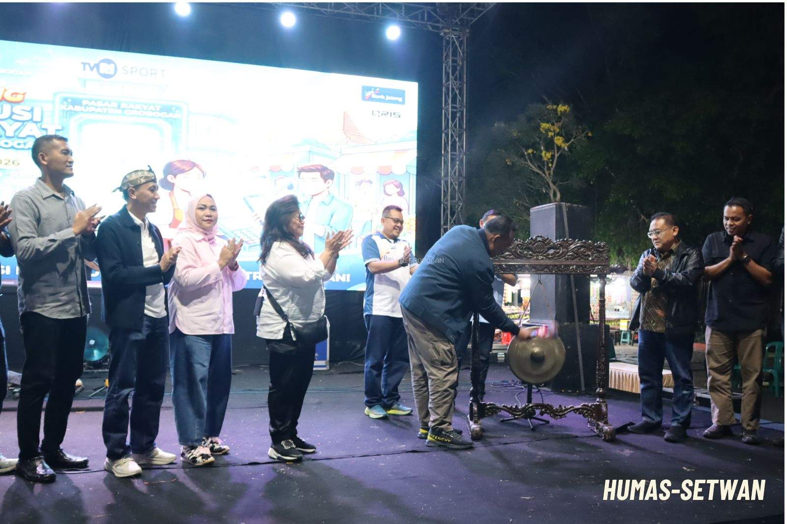Ketua DPRD Grobogan Hadiri Launching E-Retribusi Pasar Rakyat dan Nobar Final Piala Dunia 2026